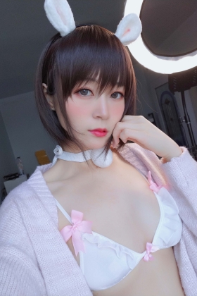 [Coser小姐姐白银] NO.013 兔子 [40P2V-348MB]